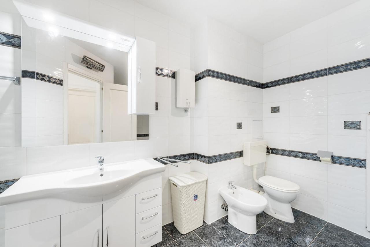 Apartments Mrs Brightside Split Ngoại thất bức ảnh