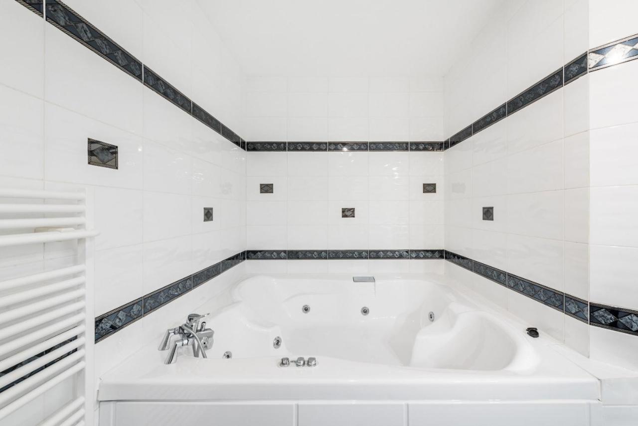 Apartments Mrs Brightside Split Ngoại thất bức ảnh