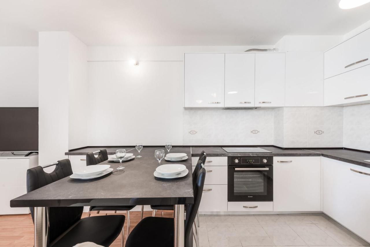 Apartments Mrs Brightside Split Ngoại thất bức ảnh