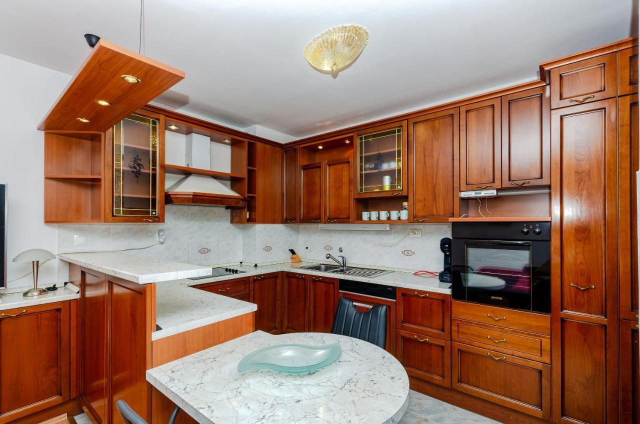 Apartments Mrs Brightside Split Ngoại thất bức ảnh