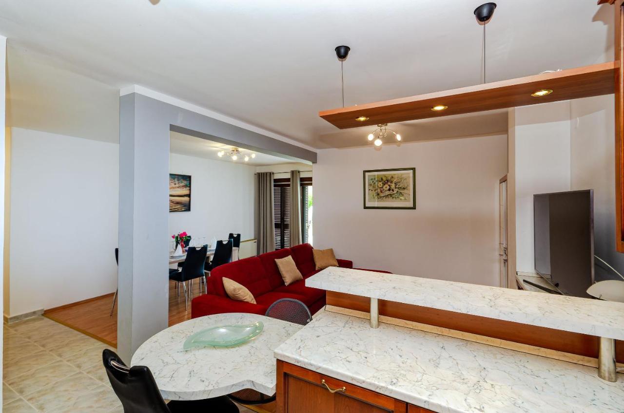 Apartments Mrs Brightside Split Ngoại thất bức ảnh